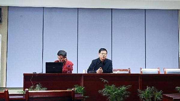 365英国上市公司  举办2023年教学成果培育报告会